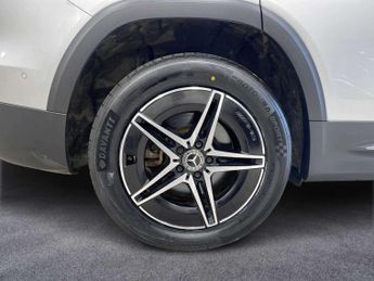 Mercedes-Benz EQB AMG Line