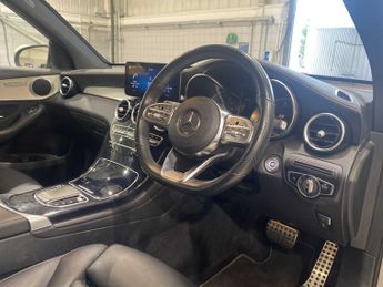 Mercedes-Benz GLC AMG Line