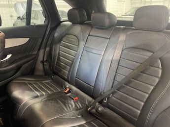 Mercedes-Benz GLC AMG Line