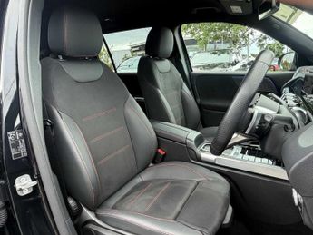 Mercedes-Benz EQB AMG Line Executive