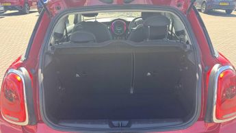 MINI Hatchback Cooper