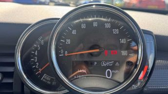 MINI Hatchback Cooper