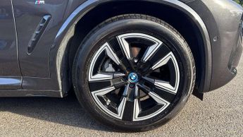 BMW Ix3 M Sport