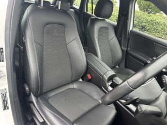 Mercedes-Benz GLA Sport