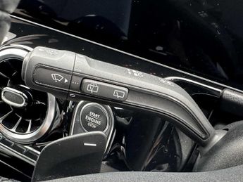 Mercedes-Benz GLA Sport