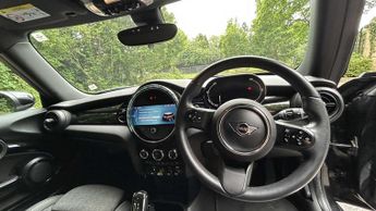 MINI Hatchback Cooper S Level 2