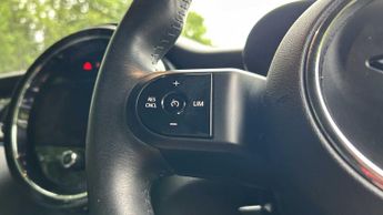 MINI Hatchback Cooper S Level 2
