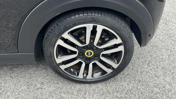 MINI Hatchback Cooper S Level 2