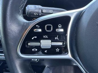 Mercedes-Benz EQA Sport