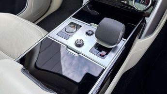Land Rover Range Rover SE