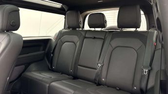Land Rover Defender X-Dynamic HSE