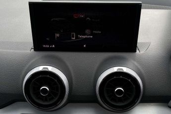 Audi Q2 S Line