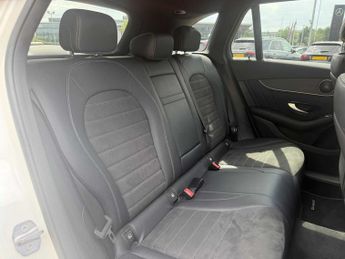 Mercedes-Benz GLC AMG Line