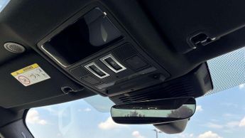 Land Rover Discovery R-Dynamic SE