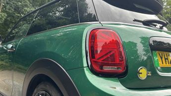 MINI Hatchback Cooper S Level 3
