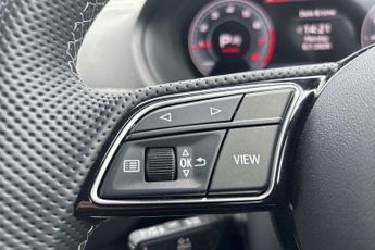 Audi Q2 S Line