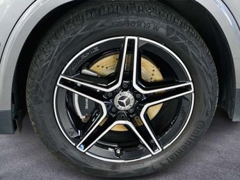 Mercedes-Benz GLA AMG Line