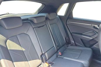 Audi Q3 Black Edition