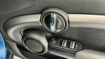 MINI Hatchback Cooper Exclusive