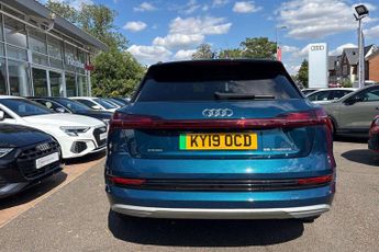 Audi E-Tron 
