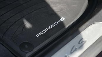 Porsche Macan Electric 