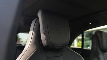 Porsche Macan Electric 