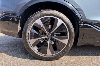 Audi Q6 Black Edition