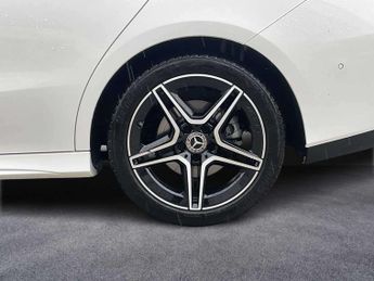 Mercedes-Benz Cla AMG Line