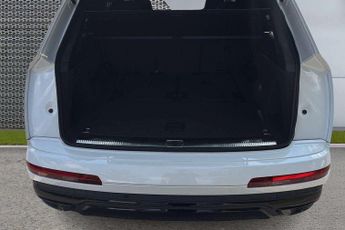 Audi Q7 Vorsprung