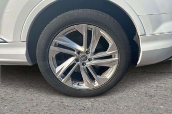 Audi Q7 S Line