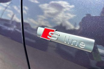 Audi Q4 S Line