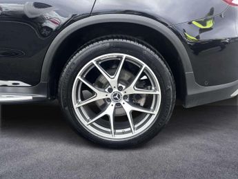 Mercedes-Benz GLC AMG Line
