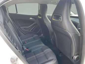 Mercedes-Benz GLA Urban Edition