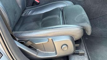 Volvo Xc40 R DESIGN