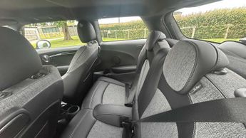 MINI Hatchback Cooper S Level 2