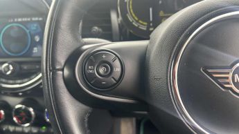 MINI Hatchback Cooper S Level 2