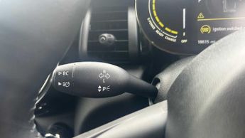 MINI Hatchback Cooper S Level 2