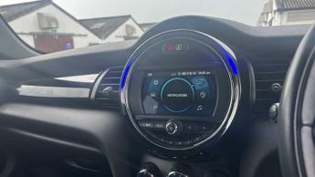 MINI Hatchback Cooper S Level 2