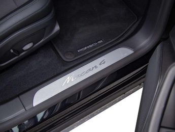 Porsche Macan Electric Estate 