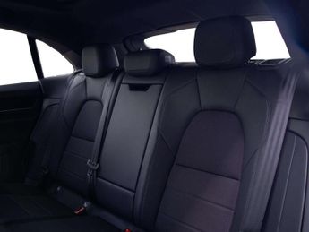 Porsche Macan Electric Estate 