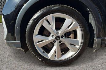 Audi Q4 S Line
