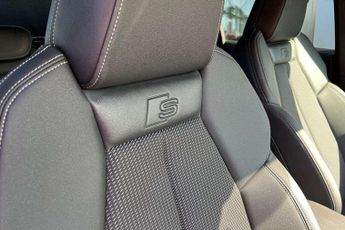 Audi Q4 S Line