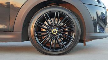 MINI Hatchback Cooper S Level 2