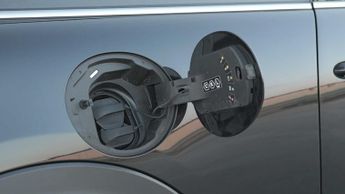 MINI Hatchback Cooper S Level 2