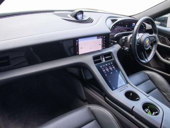 Porsche Taycan Saloon 