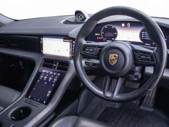 Porsche Taycan 