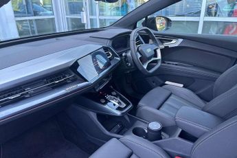 Audi Q4 Black Edition