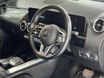 Mercedes-Benz GLA Sport
