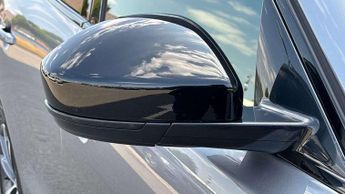 Jaguar F-PACE R-Dynamic SE Black