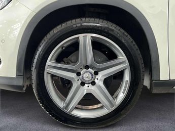 Mercedes-Benz GLA AMG Line